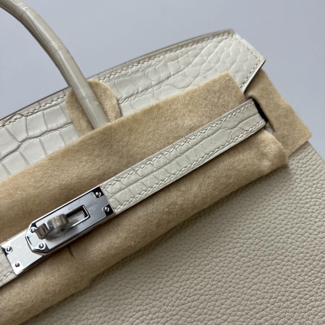 Hermes Touch Birkin 25CM Bag In Craie Togo and Matte Alligator Crocodile Leather